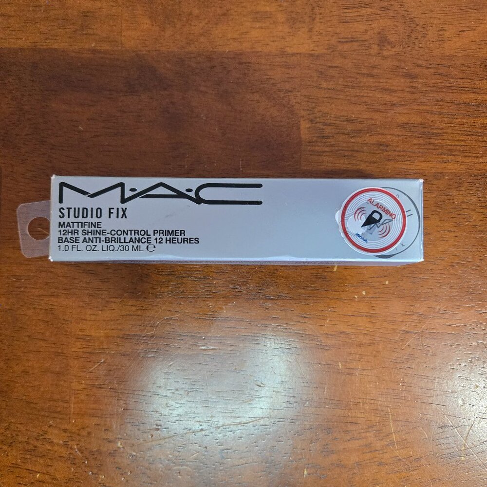 MAC Studio Fix Mattifine Shine Control Primer